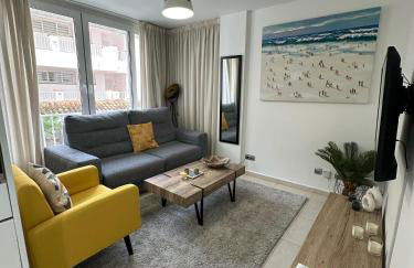 Modern 1BR Walk to Beach, Casino & Puerto Banús - Foto 6