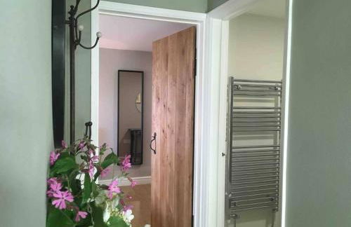 Beautiful Garden Cottage, close to Llandeilo. - Photo 17