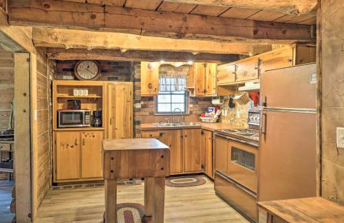 Peaceful Log Cabin Escape Near Table Rock Lake! - Foto 8