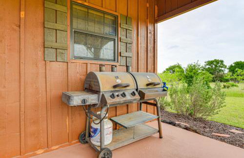 Cozy Strawn Cabin with Pool Access - Near Lake! - Foto 18