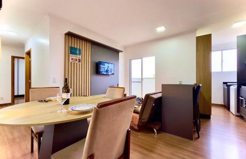 Apartamento a 400M PRAIA com PISCINA sacada com CHURRASQUEIRA privativa Wi-Fi Portaria 24h PLAYGROUND INFANTIL Quadra de esportes e vaga privativa de GARAGEM Reserve agora mesmo - Foto 22