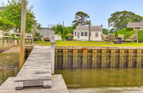 Bayfront East Quogue Retreat with Private Boat Dock - Foto 23