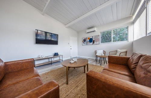 Spacious 2-Bedroom Duplex in Beverly Hills Residential Area - Foto 7