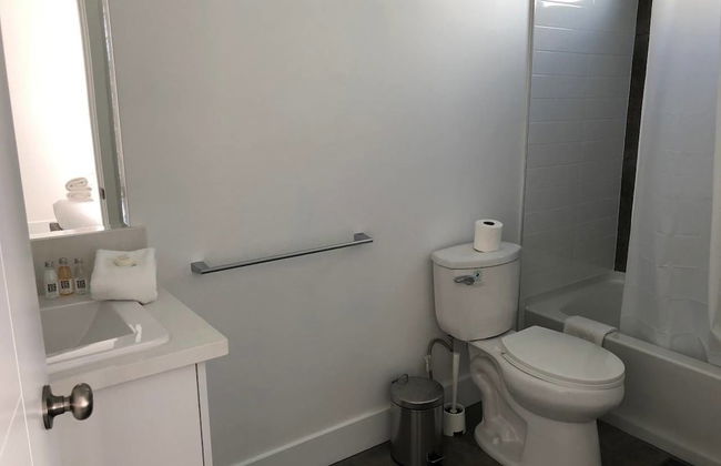 Brand NEW Luxury Spacious 3bdr Townhome Close to 3rd St - Photo 14