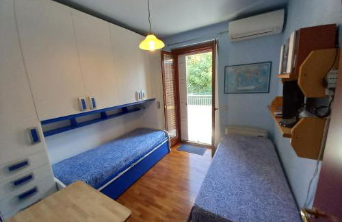 Villetta con giardino e parcheggio coperto - Foto 15