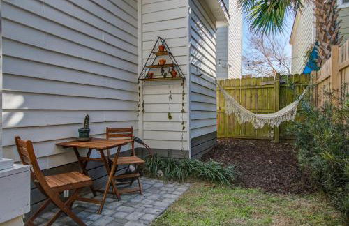 Historic 1880s Freeman Cottage Walk to King St - Foto 17