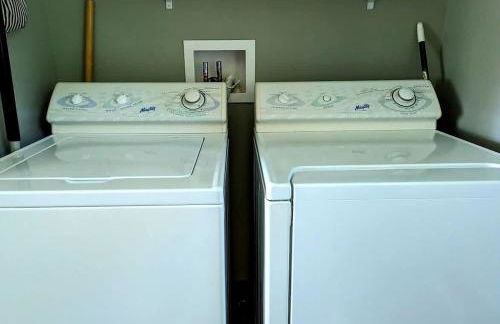 Stunning Oceanfront Ranch Cottage with Private Beach & Fire Pit Near Acadia National Park, Gouldsboro Maine - Foto 48