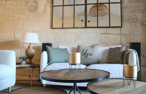 La Grande Bourgade-Authentique Maison en Pierre avec Terrasse Climatisation au Cœur d'Uzès - Foto 4