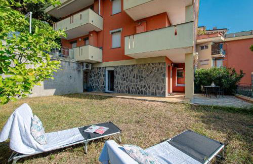 Giardino, Piscina e Posto Auto - Relax con Vista Mare - Foto 21