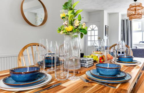 Spacious Bedford House Sleeps 6 Superfast WiFi Weekly Rates - Foto 13