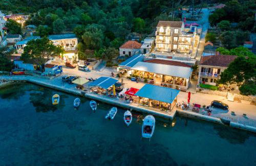 Corallium Blue - Photo 1