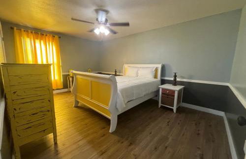 Relax & Unwind in a Serene Retreat Near the Beach - Foto 49