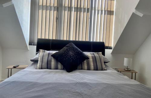 BeRo Bungalow with a hot tub & a large garden! - Foto 16