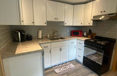 Cozy stream-side cabin - Foto 9