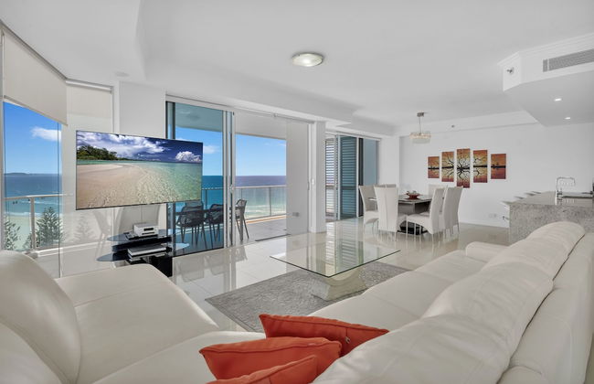 Reflection Tower Two - Foto 53