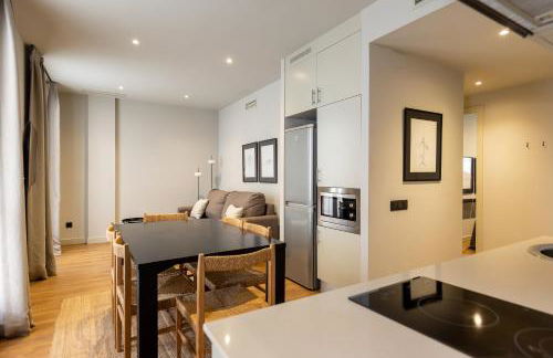 Uma Suites Barceloneta Beach - Photo 16