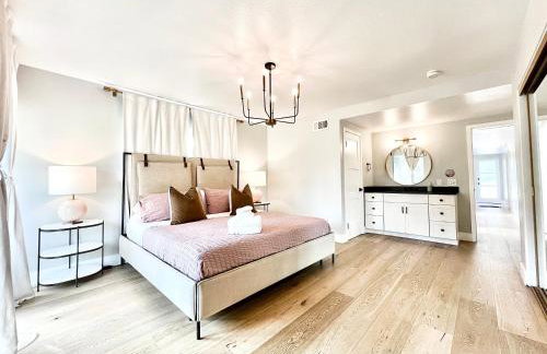 #Marbella Lane - Cozy Modern Home with Relaxing Design & Pool - Foto 56