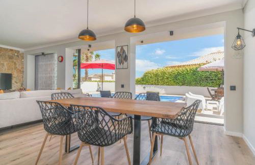 Casa Talay 4 Bedroom Pool Villa - Meia Praia Beach, Lagos - Foto 8