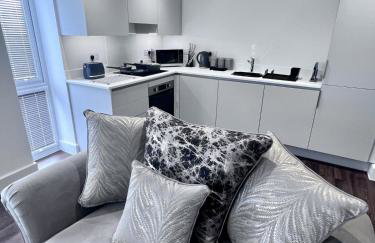 Modern 2 bed close to Bicester Village, Parking - Foto 1