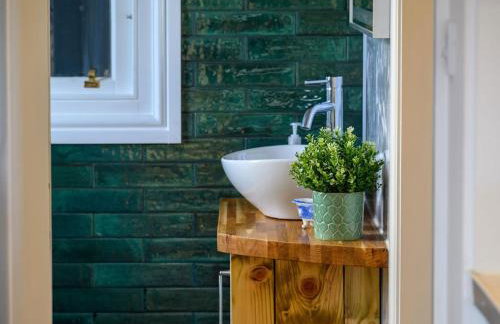 A tiny piece of heaven, stunning sea views hot tub - Foto 17