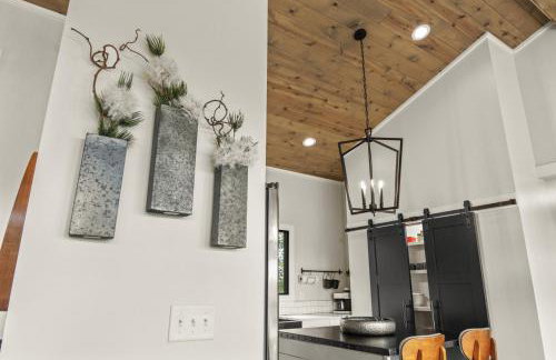 Luxury Hot-Tub WiFi - A Red River Barnhouse - Foto 25