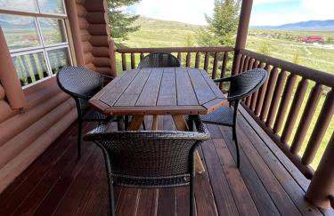 Charming Cabin with Spectacular Mountain Views near Madison River in Ennis, Montana - Foto 6