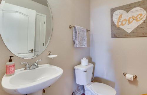 Less Than 1 Mi to Biltmore Fashion Park Condo with Pool! - Foto 11