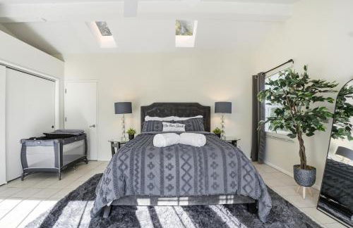 4BR Home near Universal - Private Pool, BBQ, Free Parking - Foto 32