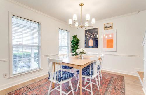 Stylish New 3BR 2.5BA Fire Pit Fence yard - Foto 11