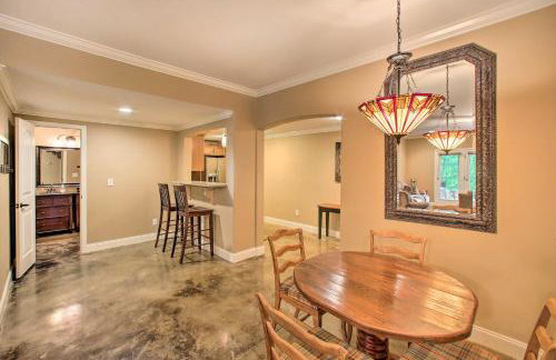 Townville Lakefront Cottage with Private Dock! - Foto 23