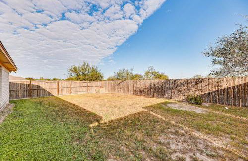 Convenient, Spacious and Peaceful Home in Edinburg! - Foto 21