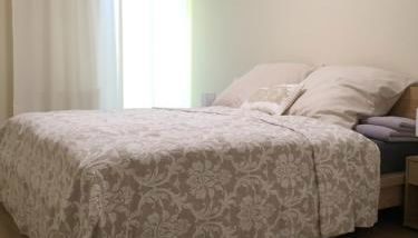 Apartment - zentrumsnah, eigener Parkplatz und großer Balkon ins Grüne - Foto 4