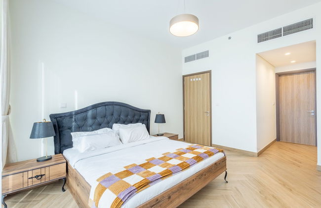 SuperHost - Chic Modern 1BR Apt Retreat with City View - Photo 4