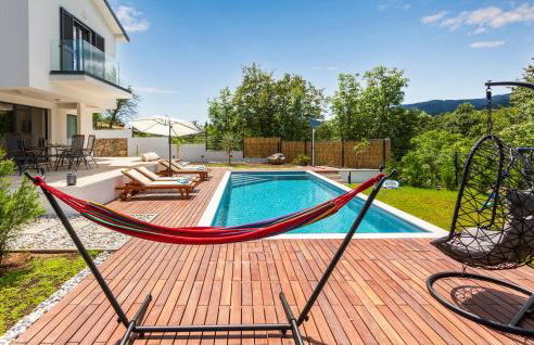 Amazing Home In Jurdani - Foto 9