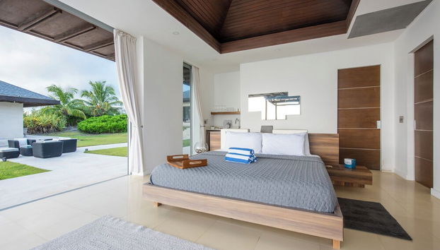 Oceanfront Oasis: Renovated Villa With Pool - Foto 2, Habitación