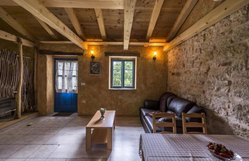 Village Miljavci - Photo 14