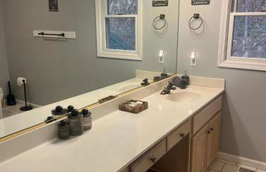 10 Min TO DT Asheville, Apartment Incl - Foto 28