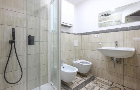 Stunning Home In Laureana Cto With Wifi - Foto 26