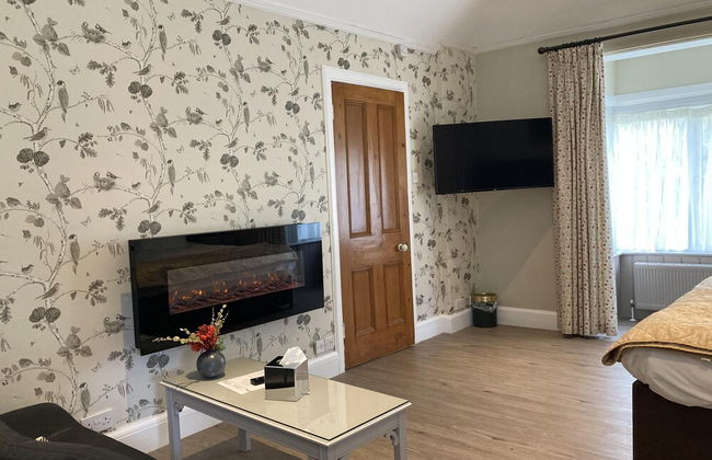 Pinewood Cottage Deluxe Self Catering Apartments - Foto 30