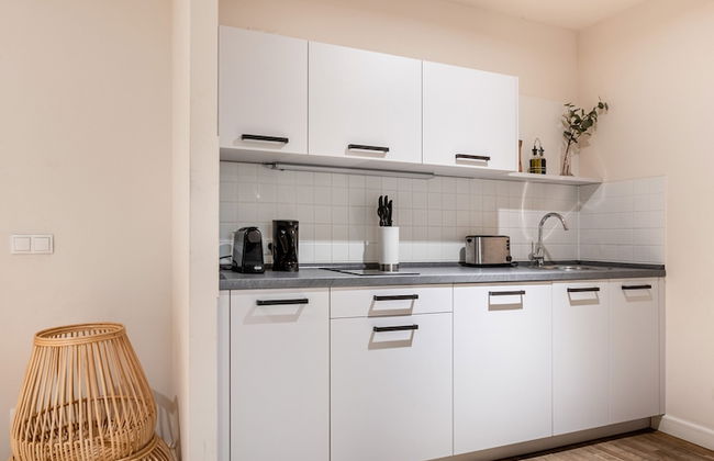 Schoenhouse Berlin City Street - Photo 46