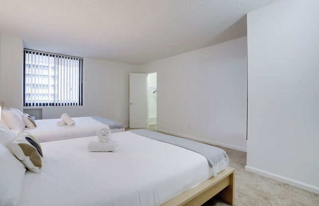 Serene DC-Area Apartments - Photo 19