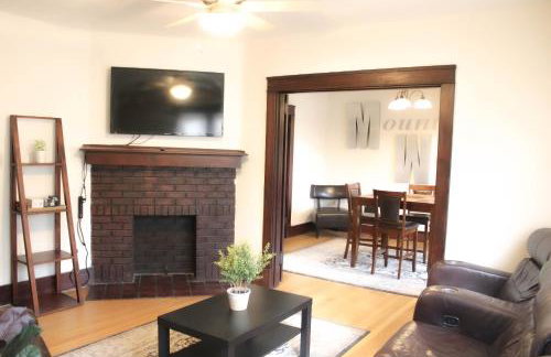 Comfy and Spacious 3 BR - Easy City Access - Foto 2