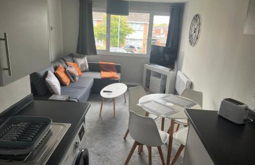 Apartment in Rugeley Trades and Visitors to Cannock Chase - Foto 1