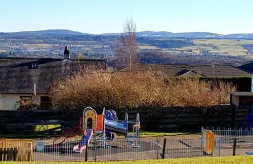 Hill View 2 bedroom free parking - Photo 33