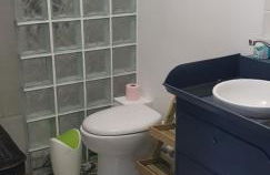 Gite L'Atelier studio de plain pieds accès piscine - Foto 7