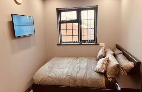 Urban Escape 4BedRoom House- With Free private Parking - Birmingham City - Foto 31