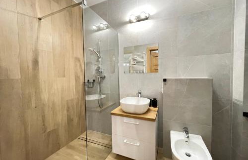 Superior Laguna Beskidow 3 Rooms! Sauna&Gym! Air Condition! - Foto 16