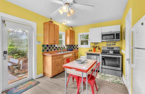 Bromeliad Bungalow - Downtown Cottage - Foto 31