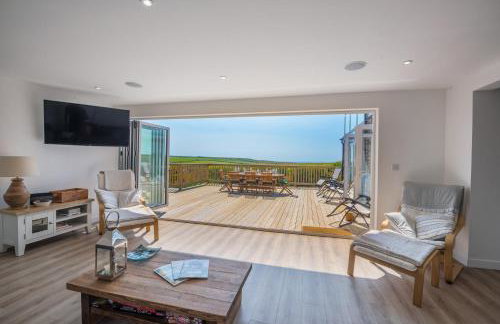 Cornwall Holiday Home with Hot Tub & Sea views - Foto 15
