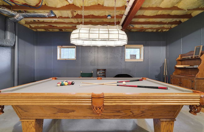 Elk Hollow by Avantstay Lakefront Chalet w/ Game Room & Fire Pit - Photo 7